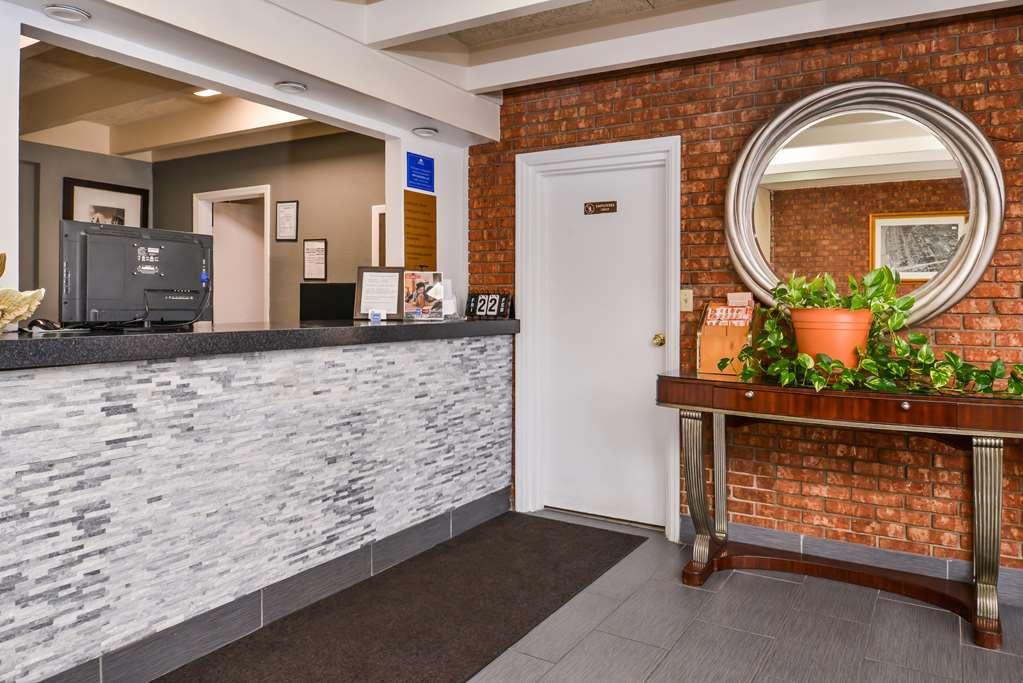 Americas Best Value Inn Augusta Historic Downtown İç mekan fotoğraf