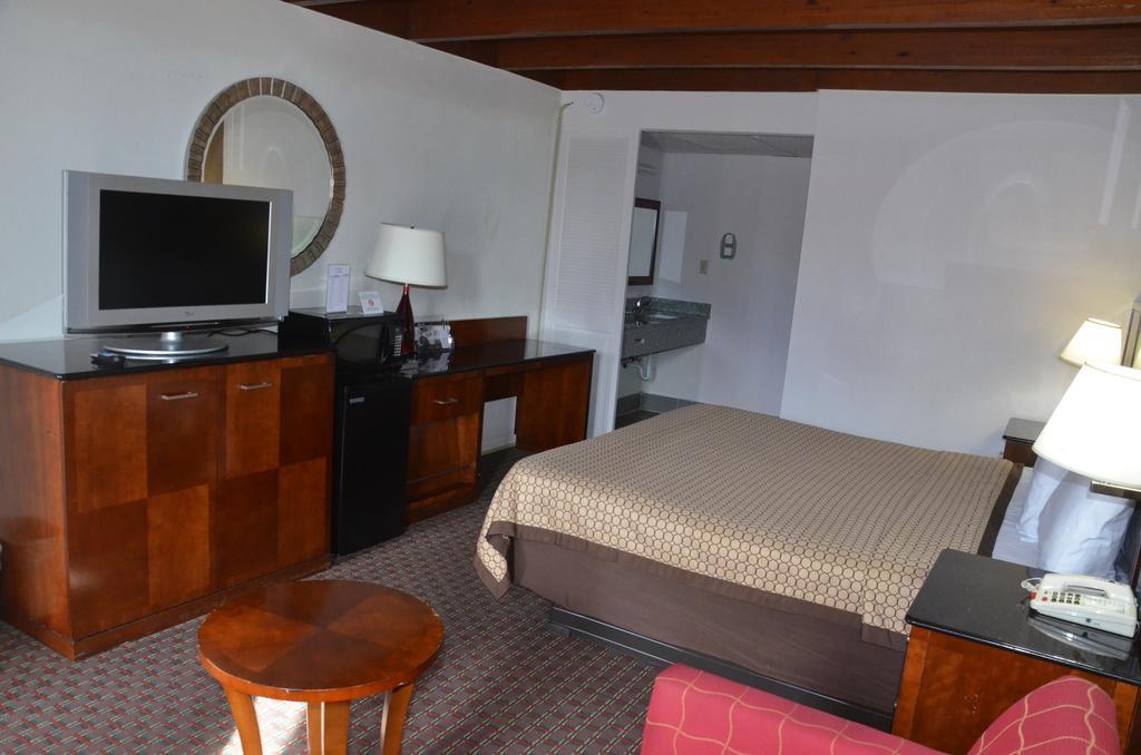 Americas Best Value Inn Augusta Historic Downtown Dış mekan fotoğraf